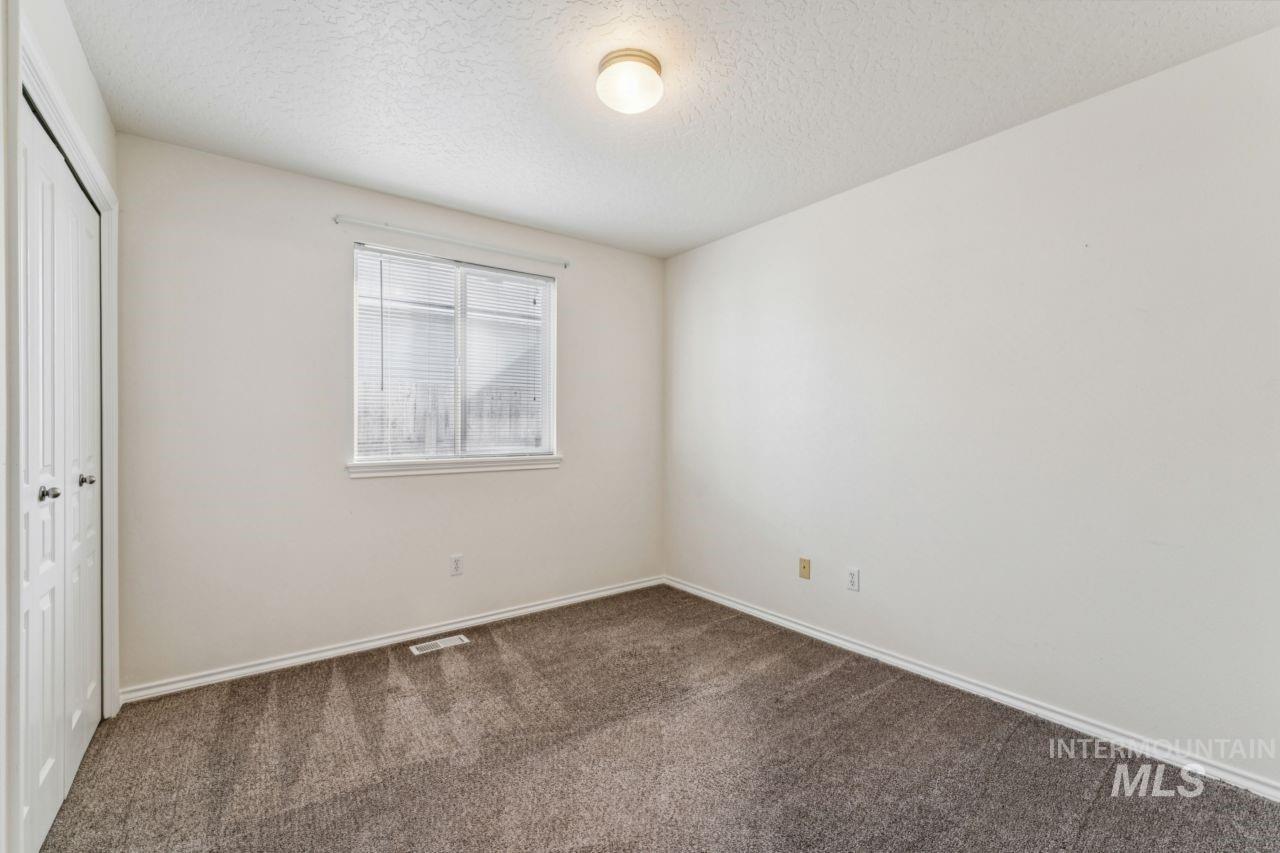 11695 W Huckleberry Dr Property Photo 23