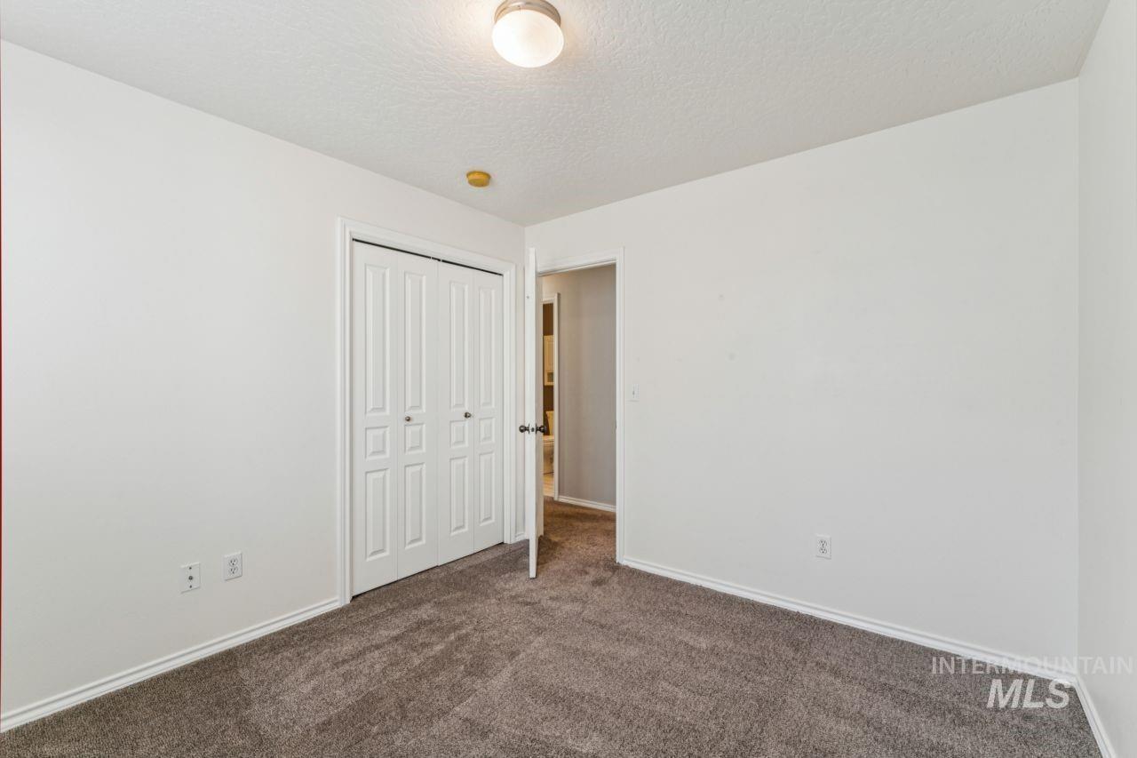 11695 W Huckleberry Dr Property Photo 27