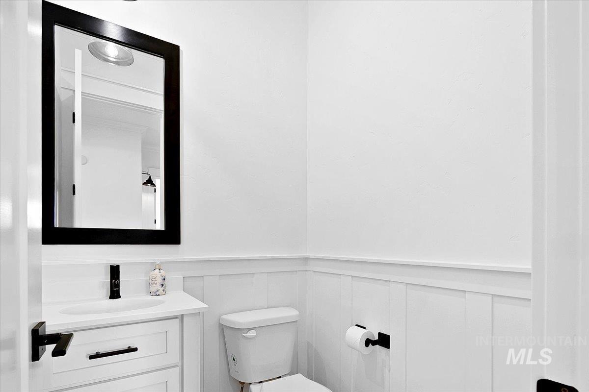 1381 N Laconia Ave Property Photo 27