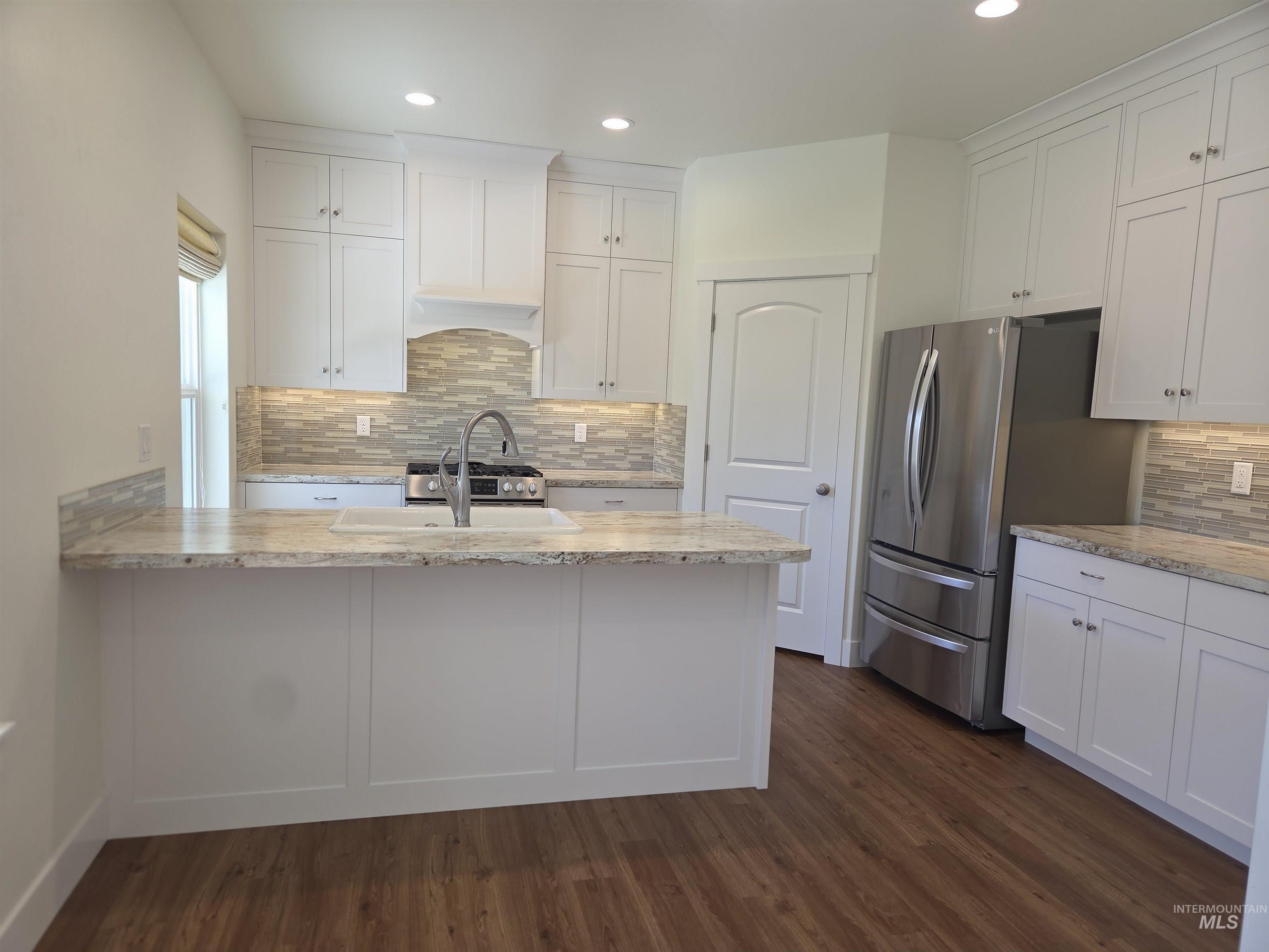 1081 Cottage Property Photo 18