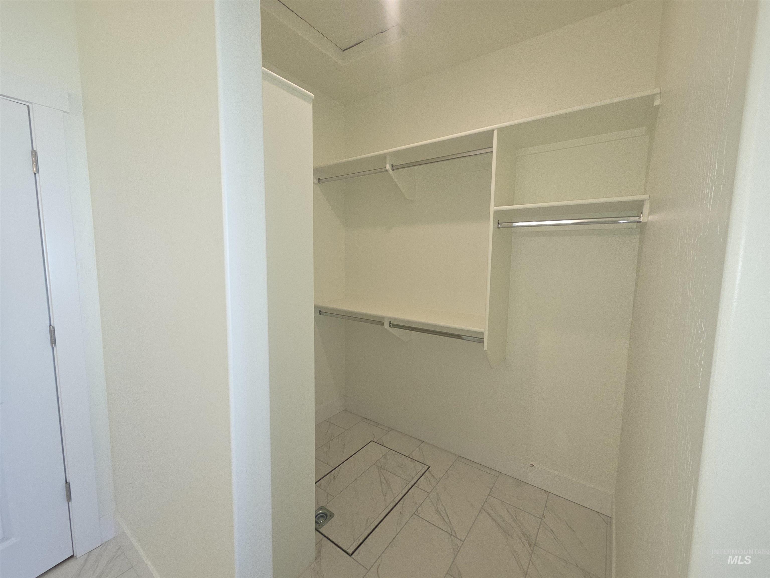 1081 Cottage Property Photo 27