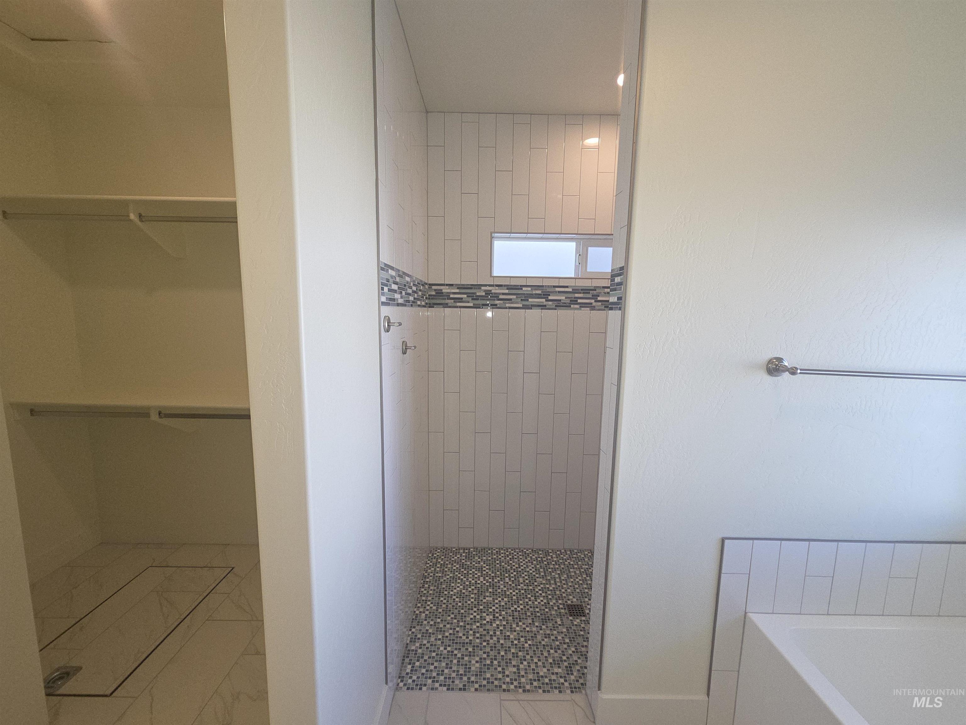 1081 Cottage Property Photo 28