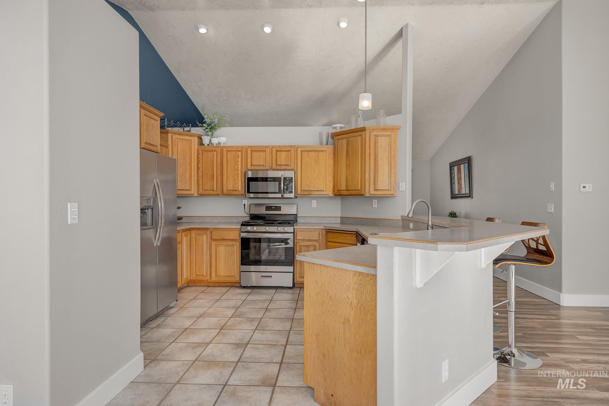 2061 Shelley Dr. Property Photo 10
