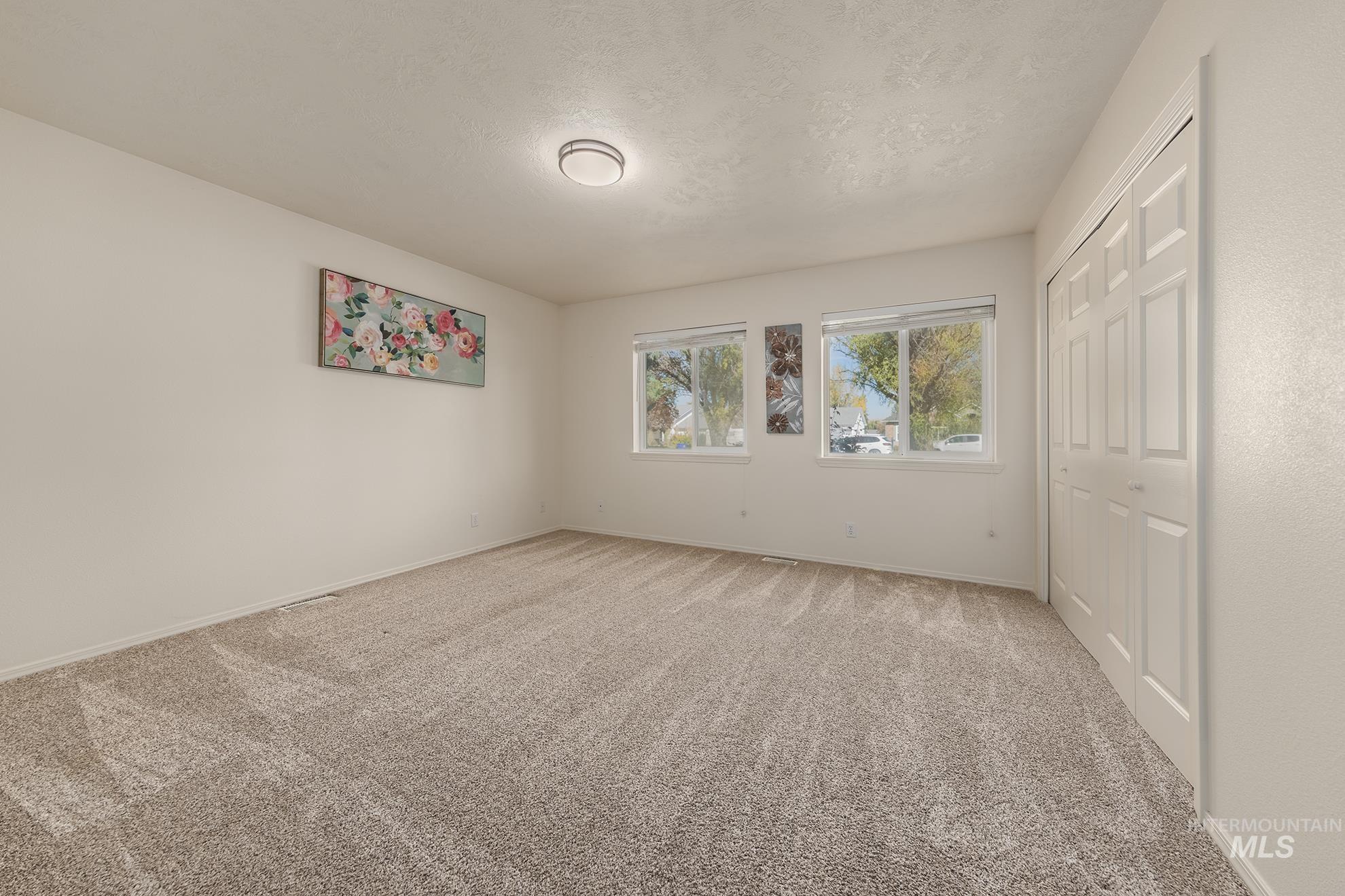 2061 Shelley Dr. Property Photo 24