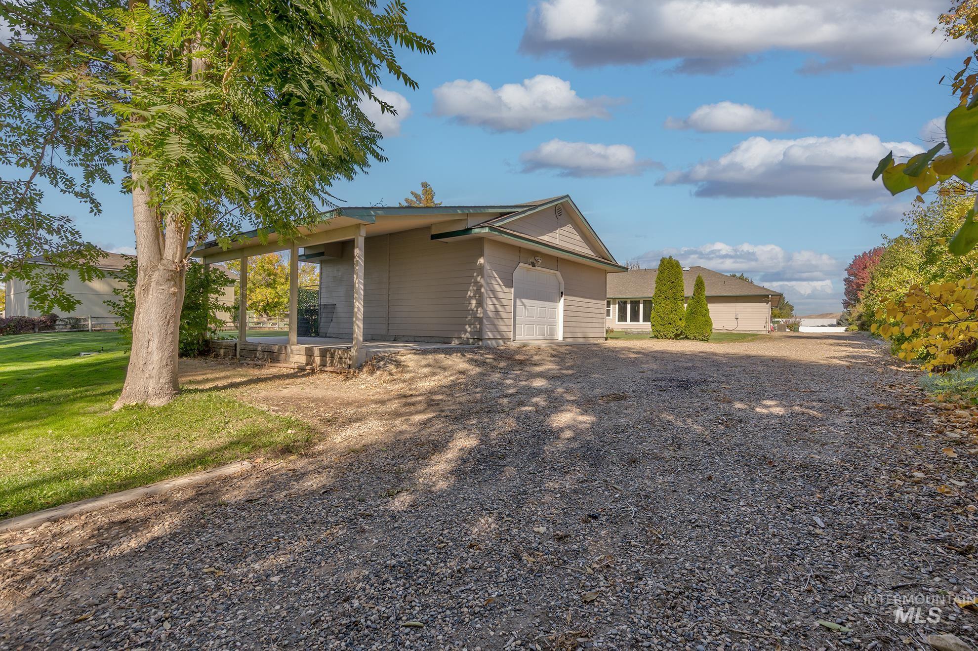 2061 Shelley Dr. Property Photo 35