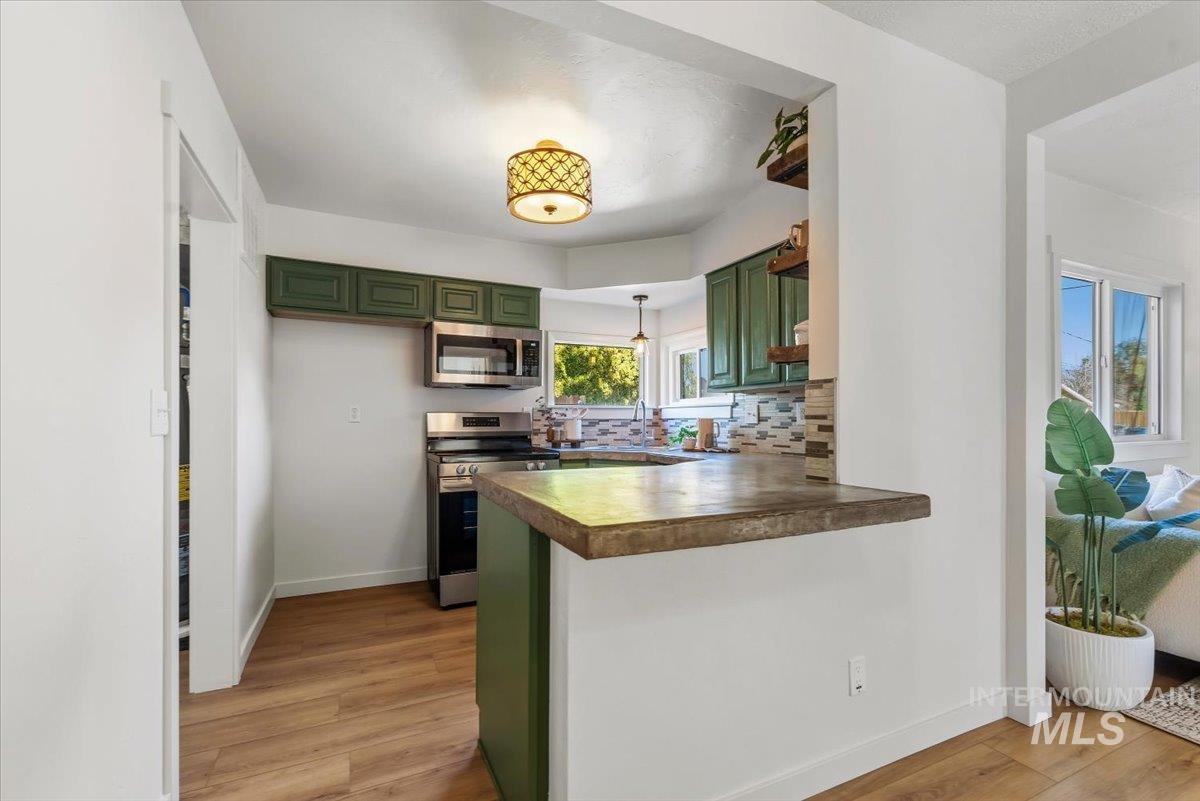 4111 N Christine St. Property Photo 10