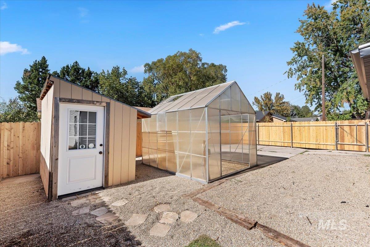 4111 N Christine St. Property Photo 20