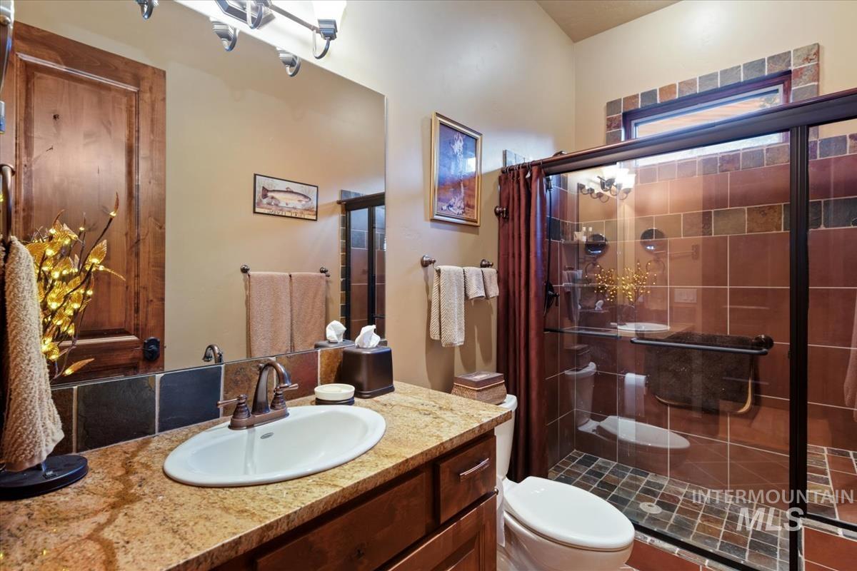 28 Southfork Ln Property Photo 23