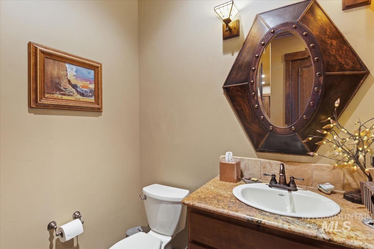 28 Southfork Ln Property Photo 24