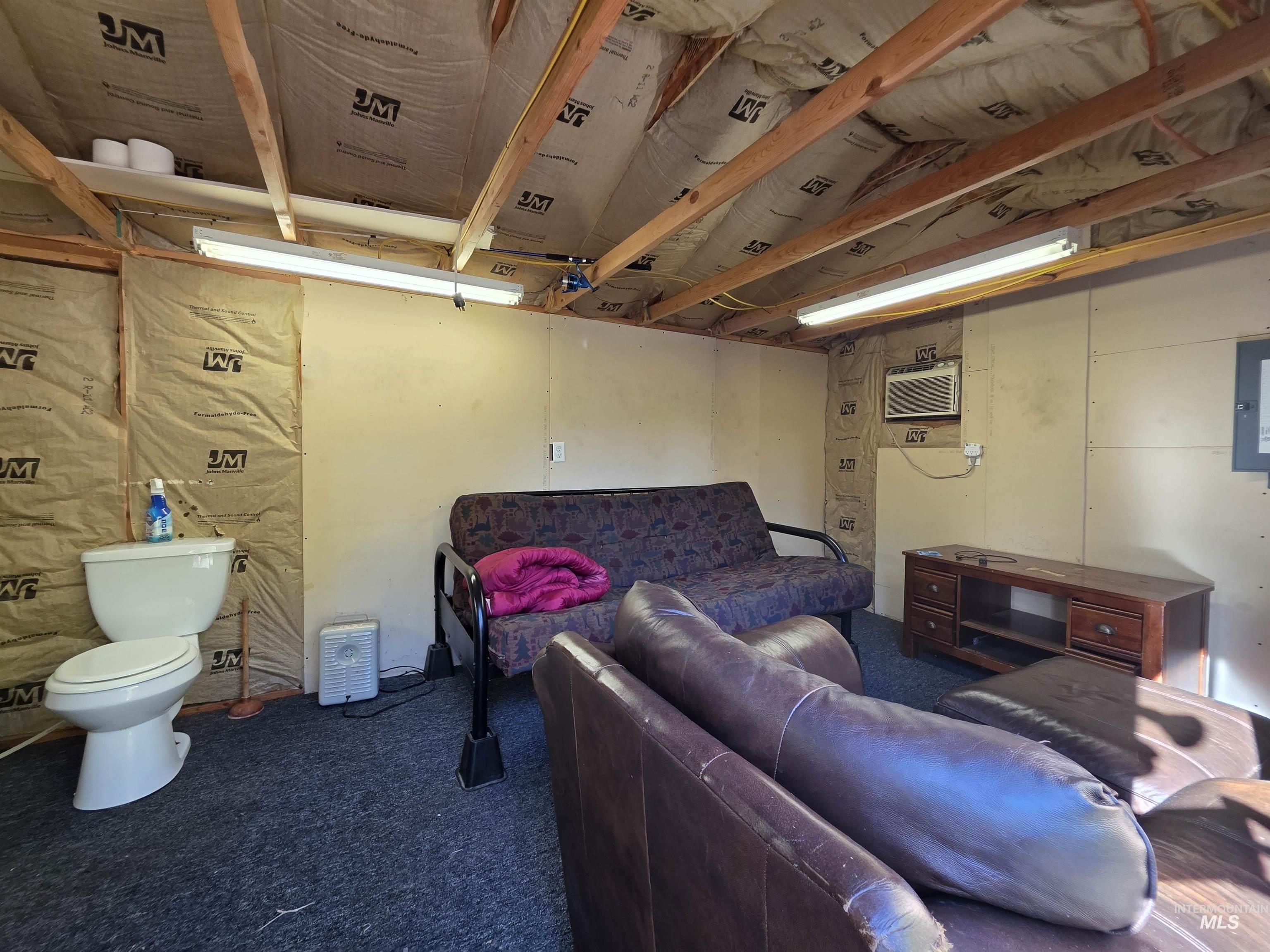 113 View Rd Property Photo 4