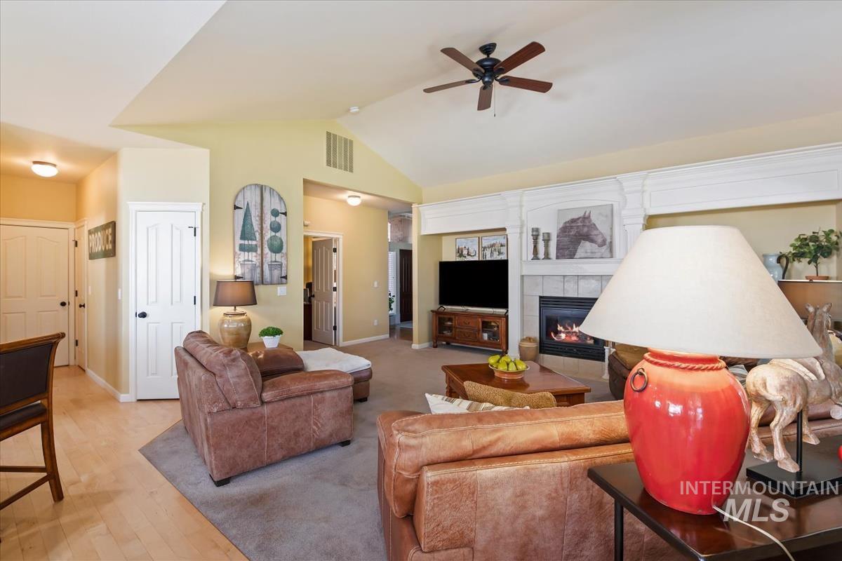 2899 N Silverleaf Way Property Photo 31