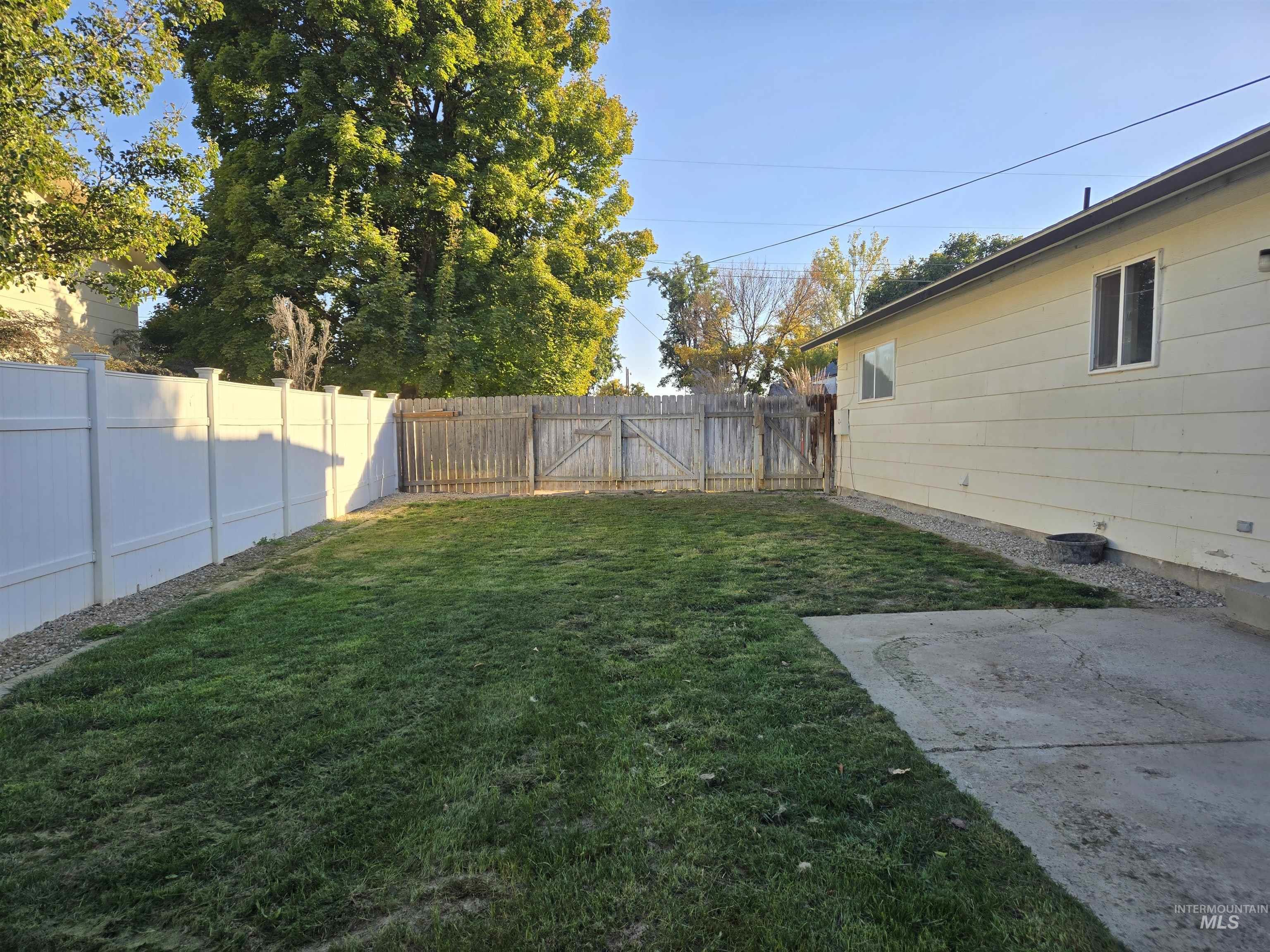 602 Poplar Ave Property Photo 23