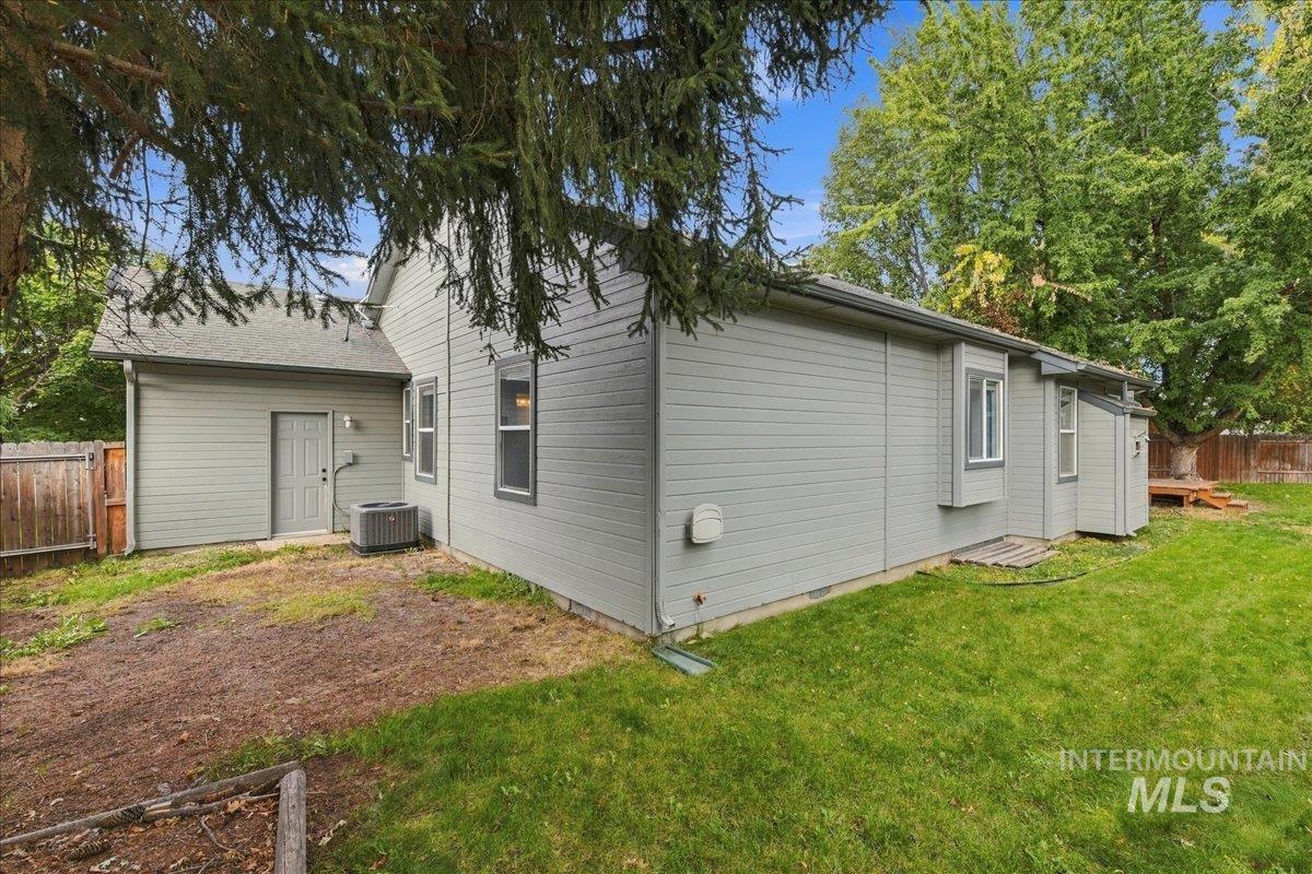 4664 N Syracuse Pl Property Photo 25
