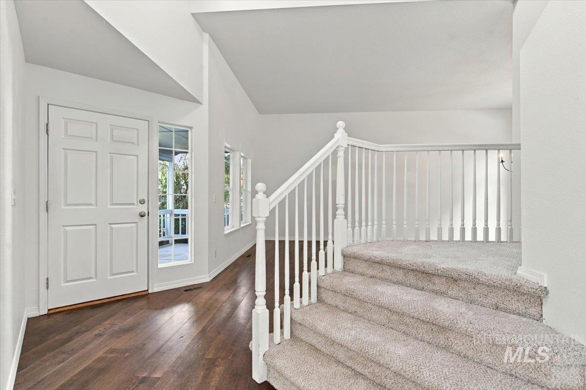 4928 N Lawsonia Property Photo 9