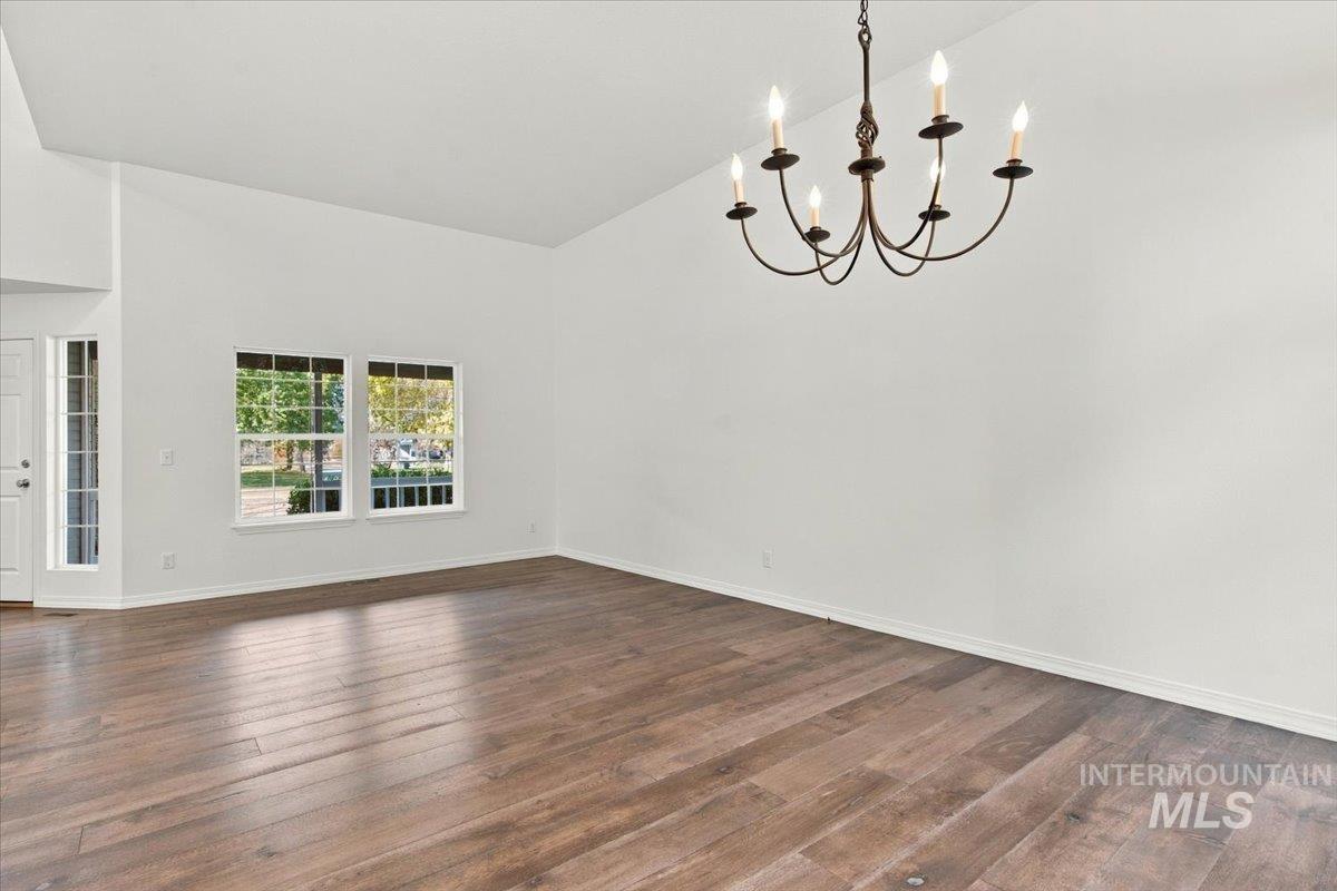 4928 N Lawsonia Property Photo 13