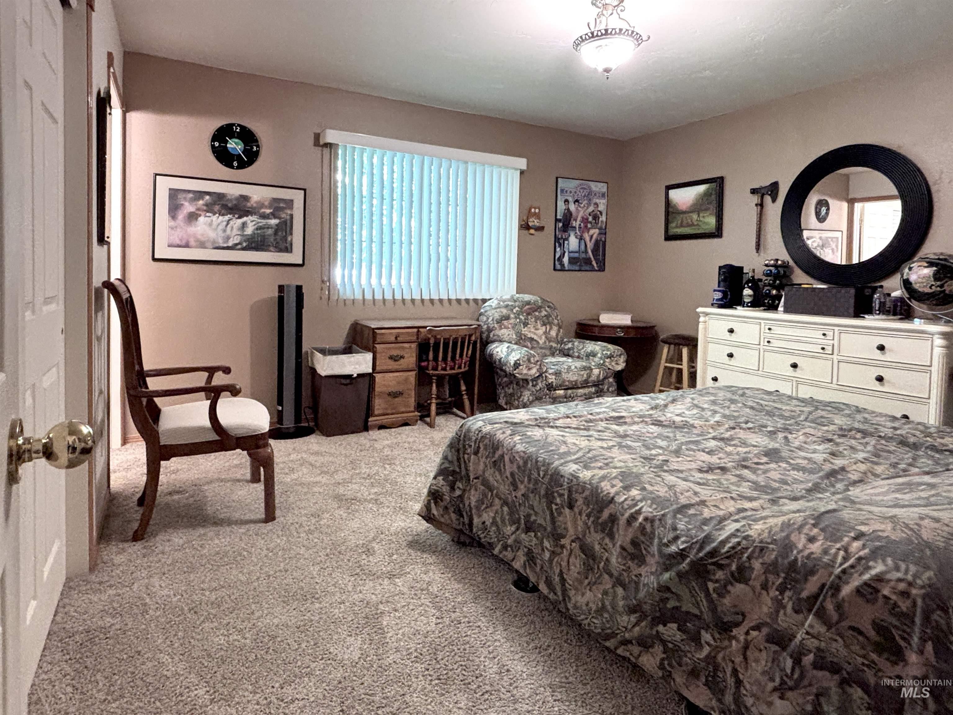2731 E Northview Drive Property Photo 16