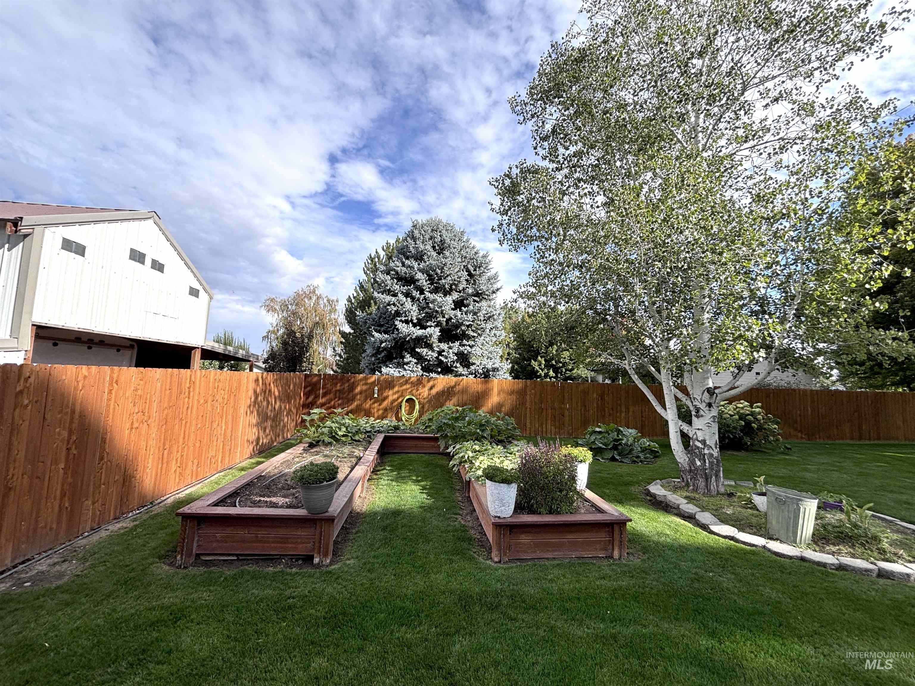 2731 E Northview Drive Property Photo 27