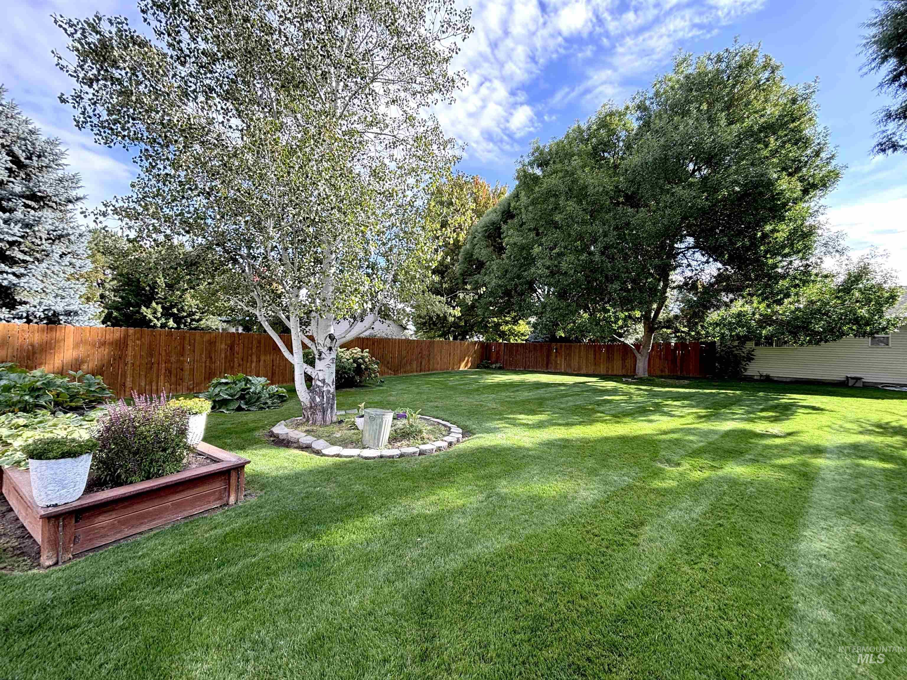 2731 E Northview Drive Property Photo 41