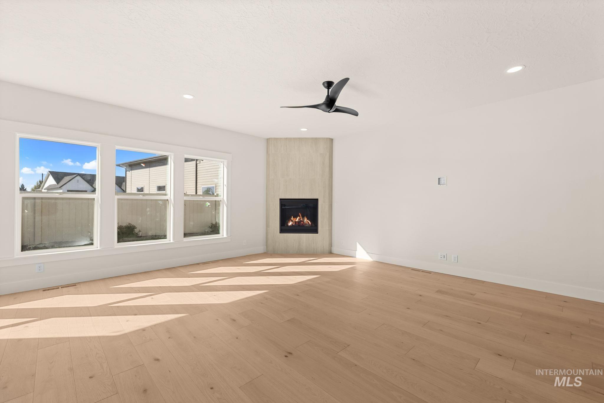 741 E Bouquet Ct Property Photo 8
