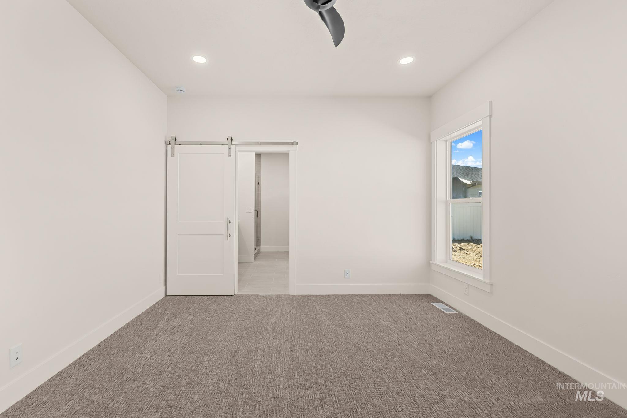 741 E Bouquet Ct Property Photo 27