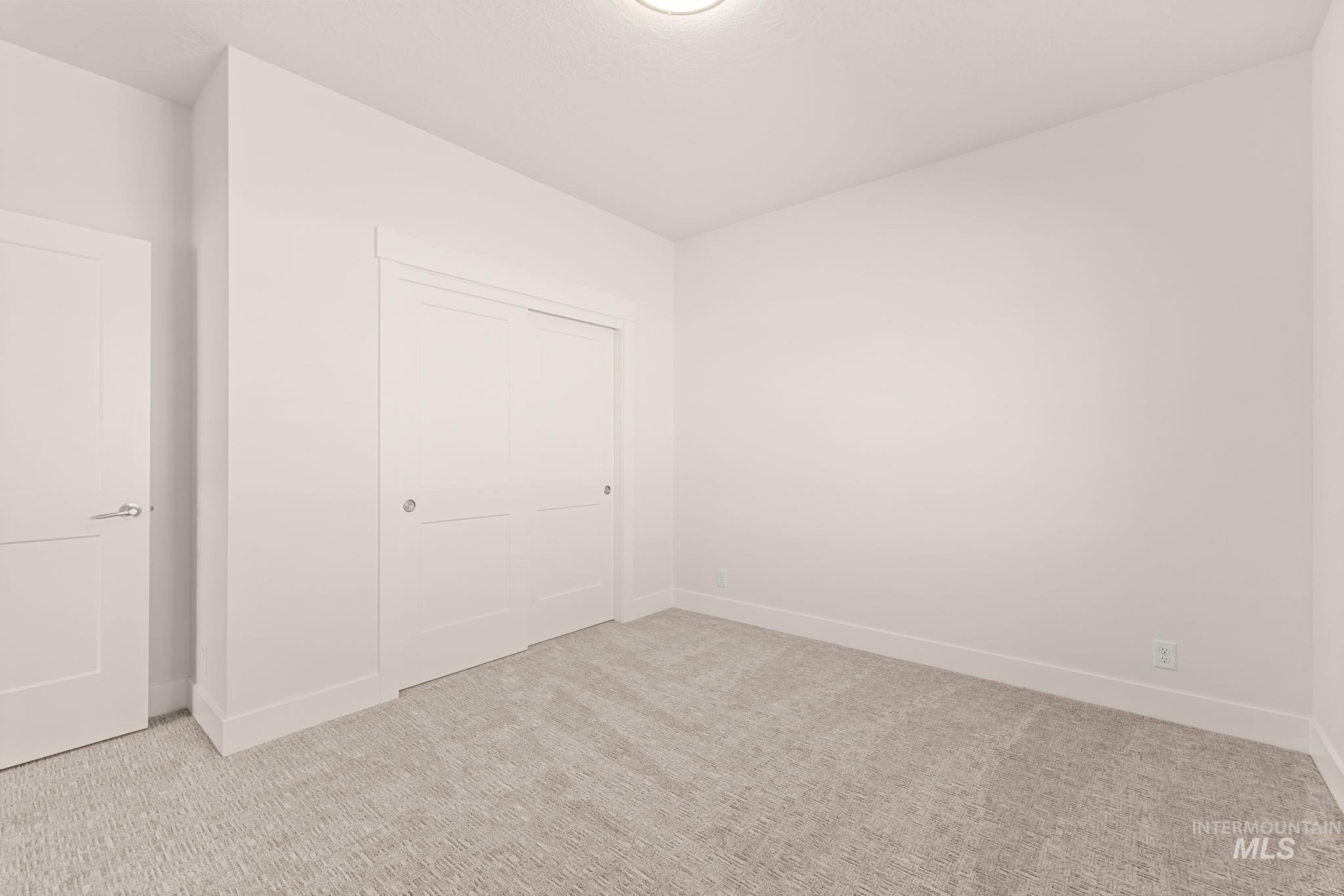 741 E Bouquet Ct Property Photo 36