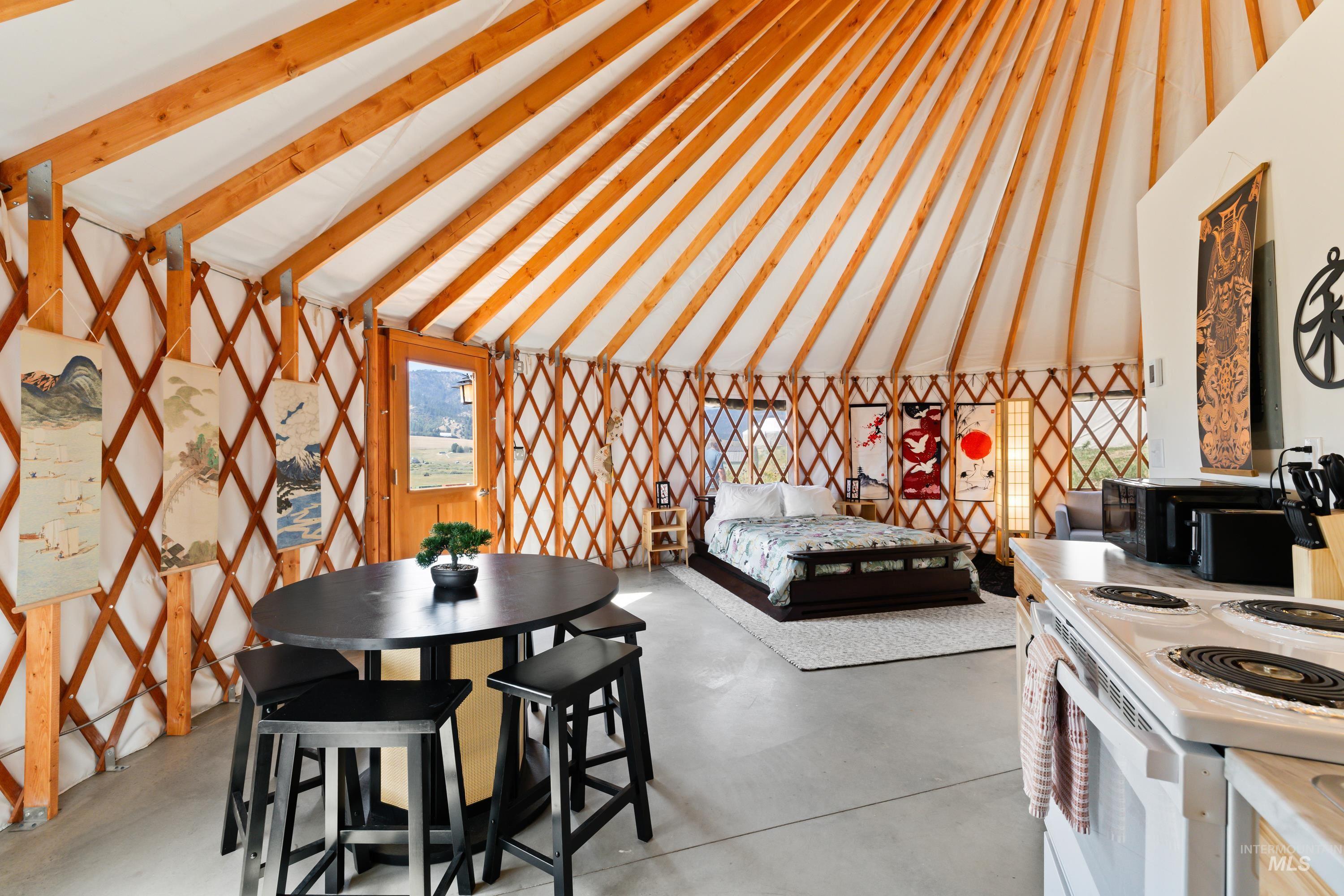 6625 Goshawk Wy Property Photo 10