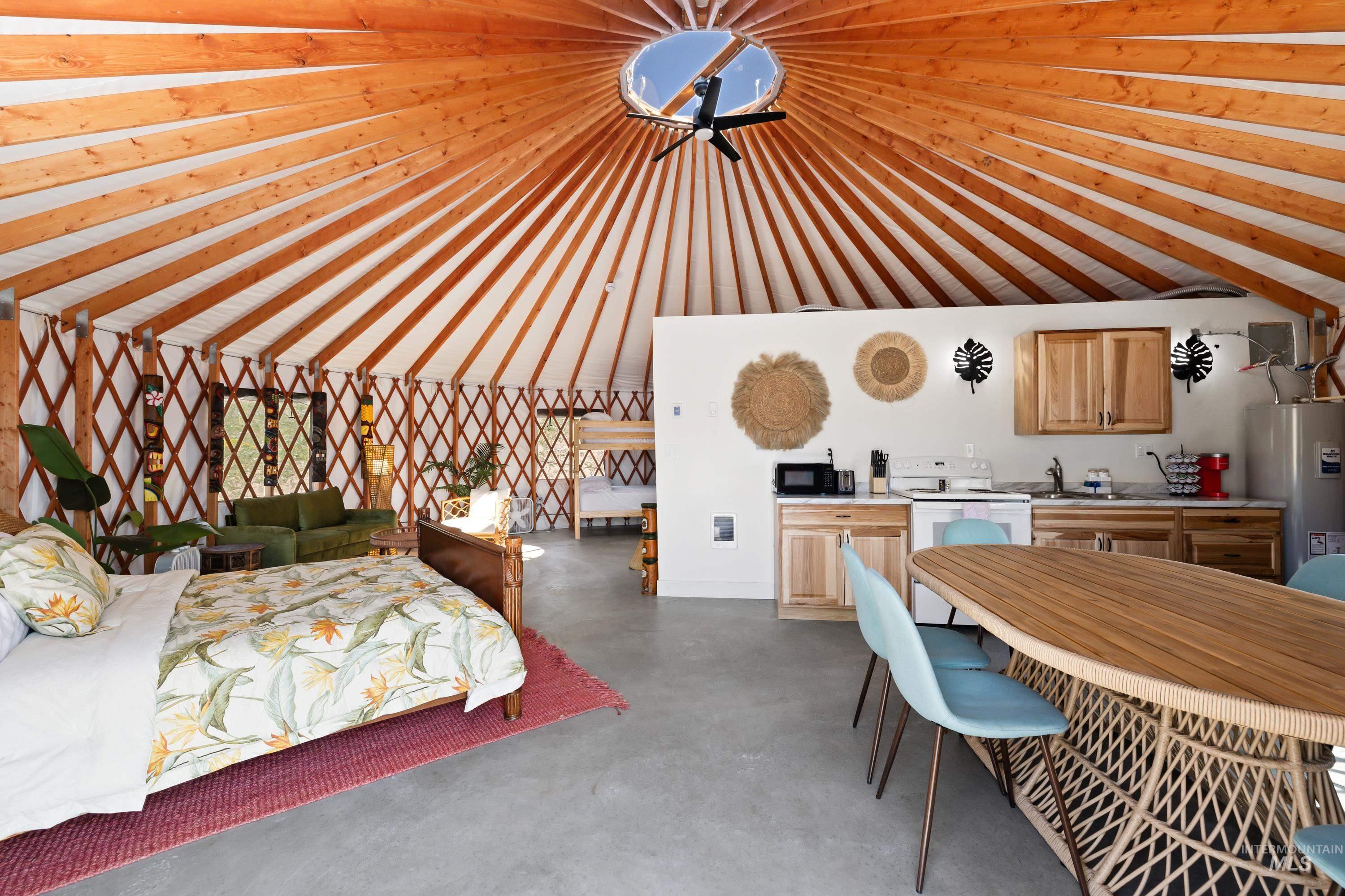 6625 Goshawk Wy Property Photo 17