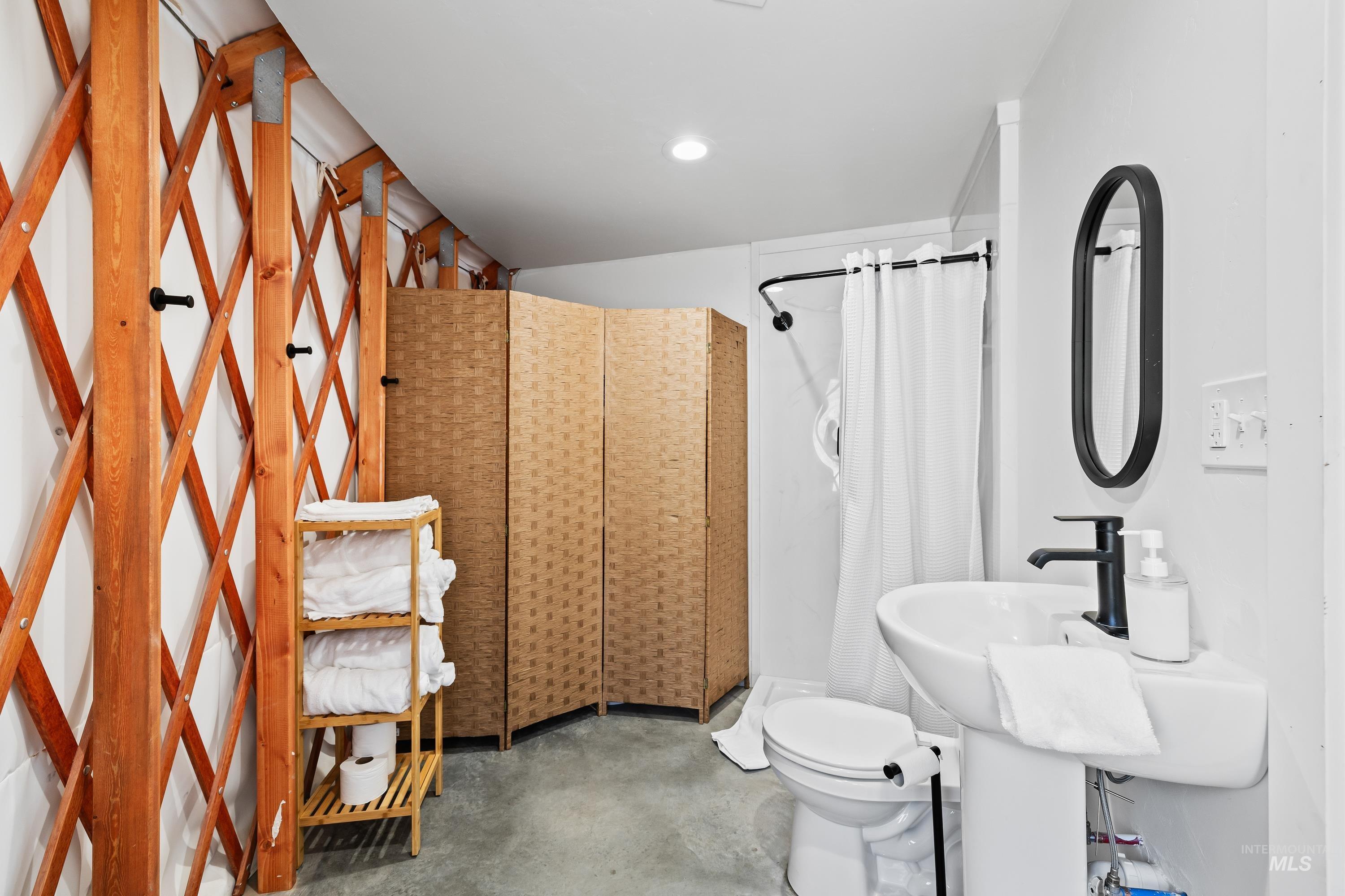 6625 Goshawk Wy Property Photo 39