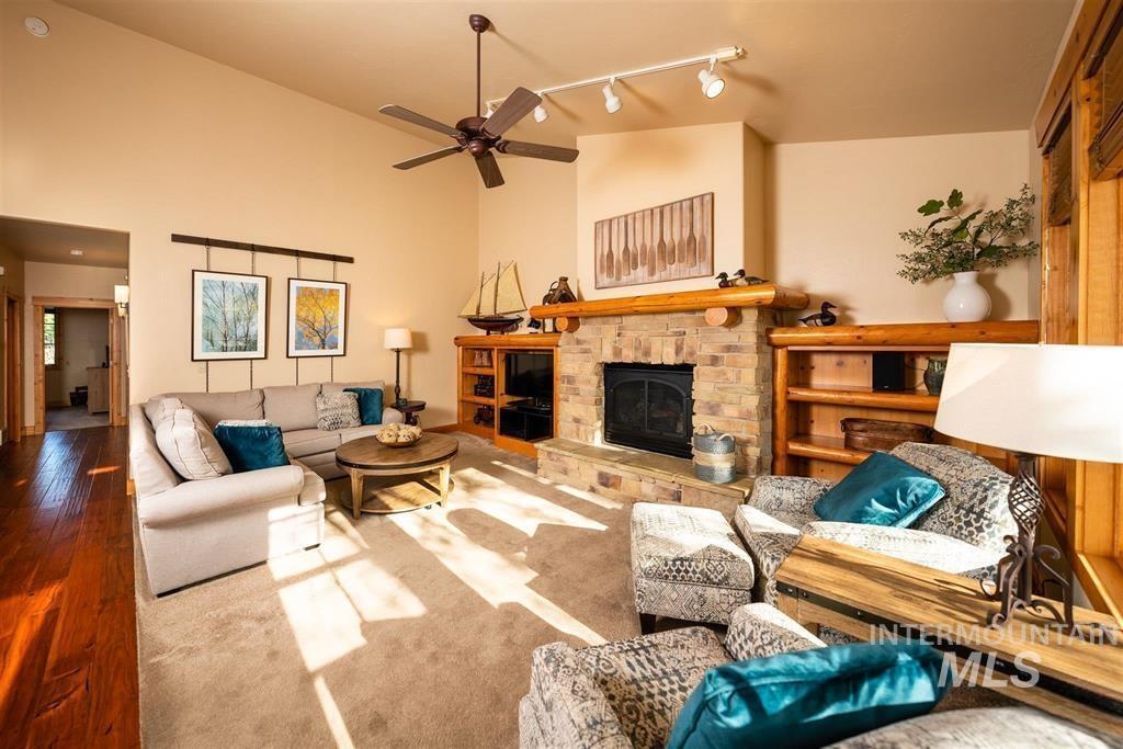 1349 Hearthstone Court Property Photo 3