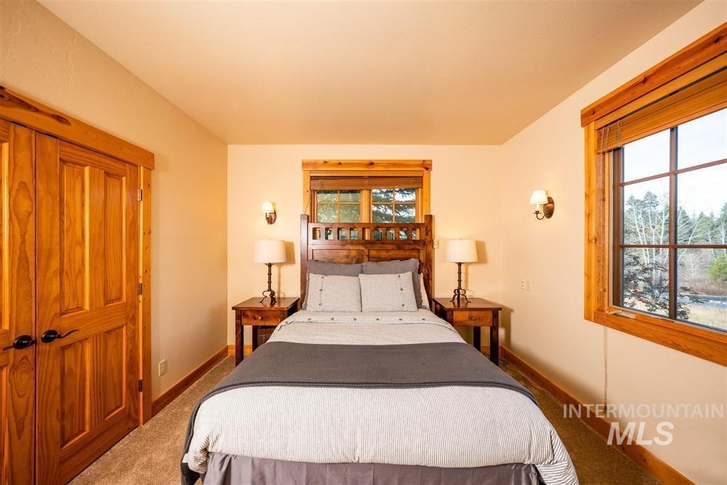 1349 Hearthstone Court Property Photo 6