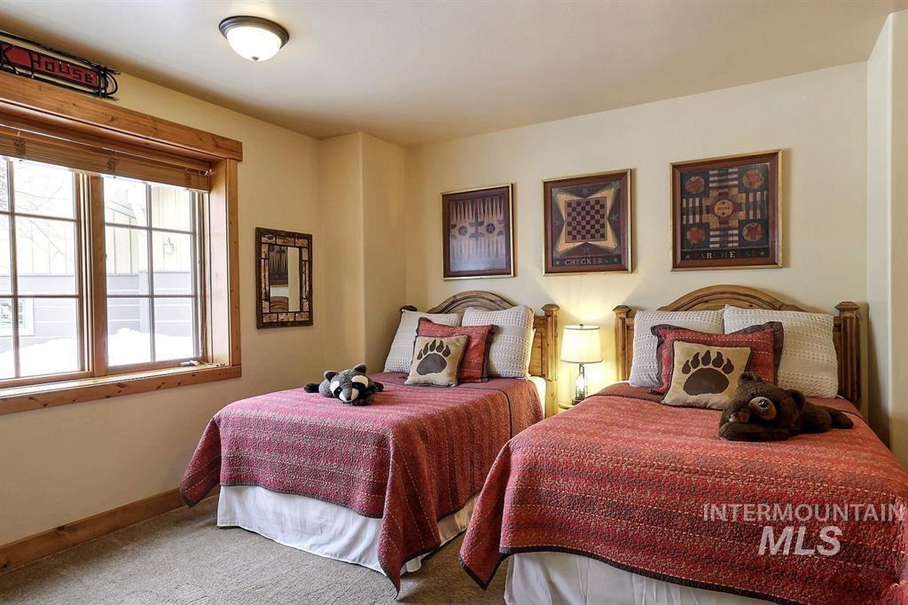 1349 Hearthstone Court Property Photo 11
