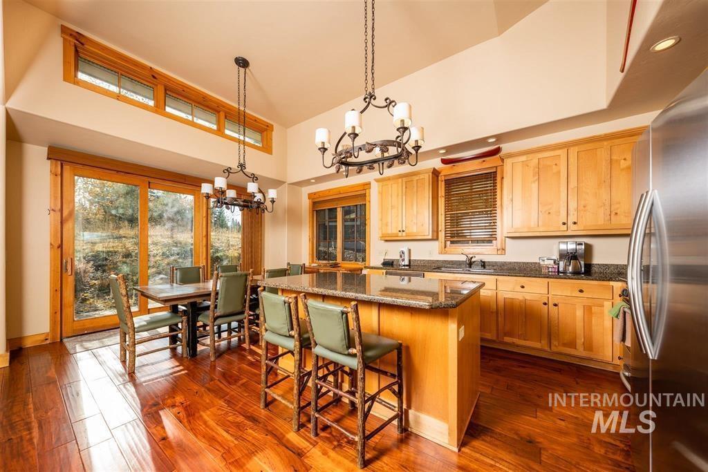 1349 Hearthstone Court Property Photo 12