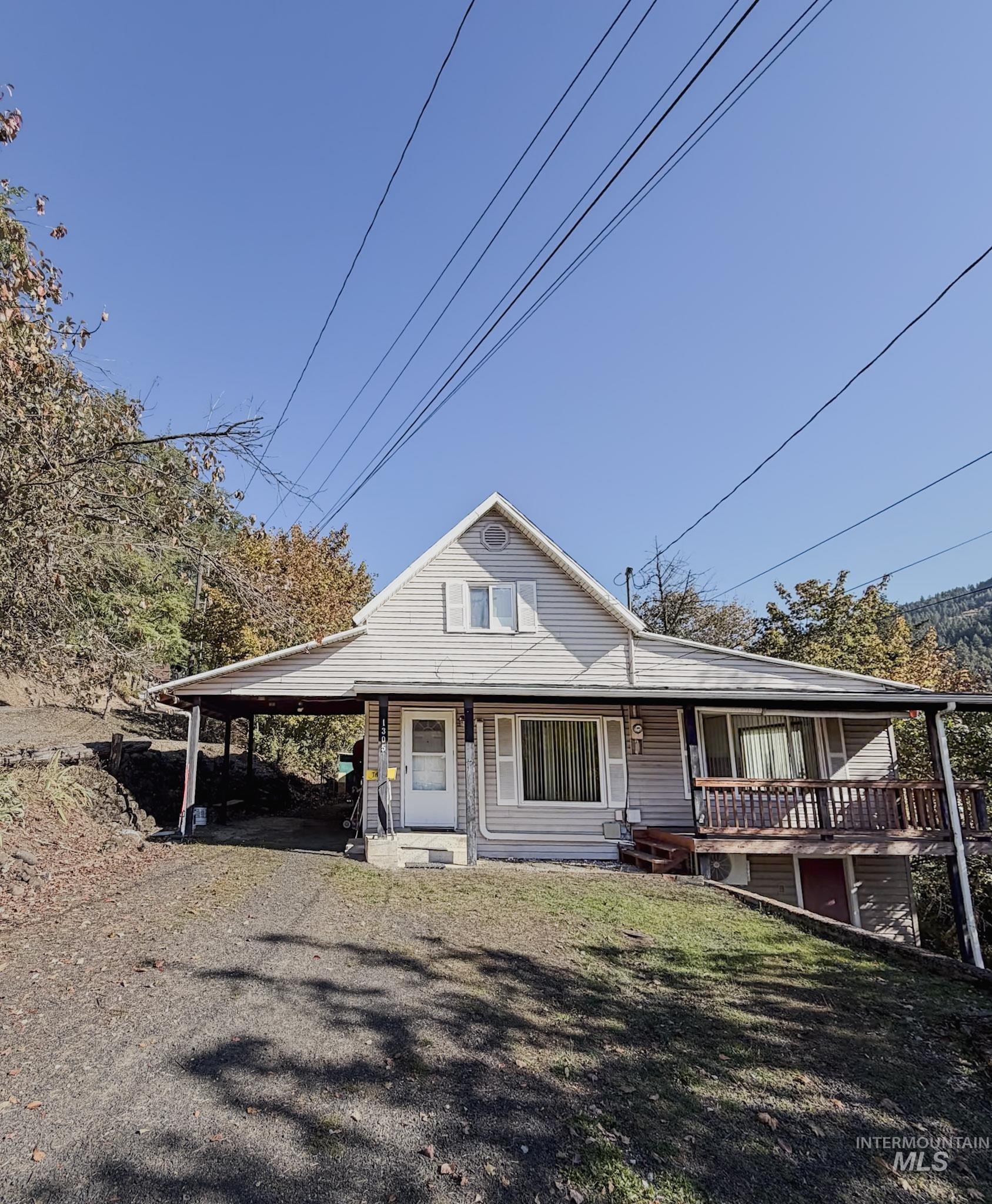 1305 Forsman Avenue Property Photo 1