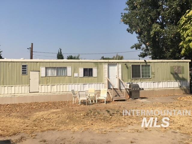 929 N 8th St Property Photo 3