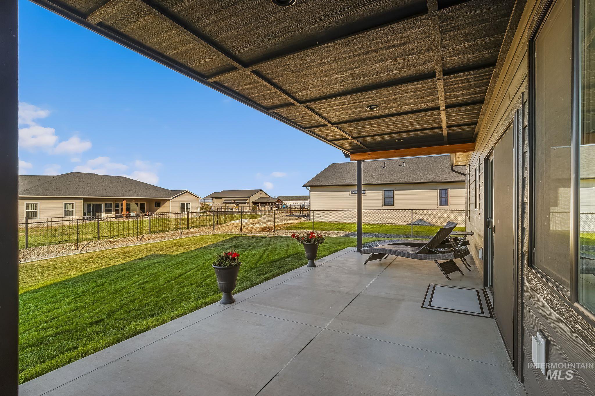 2243 Powers Drive Property Photo 18