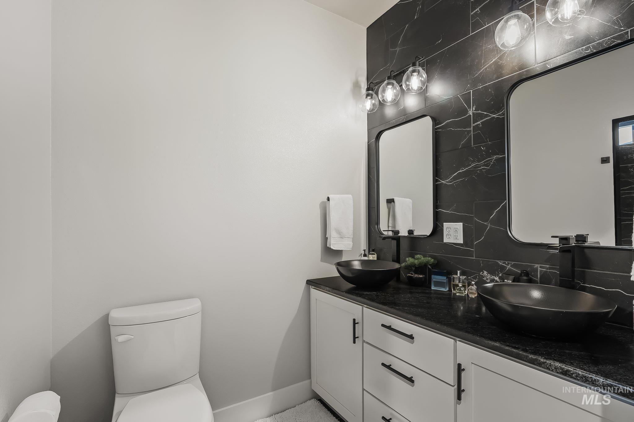 2243 Powers Drive Property Photo 44