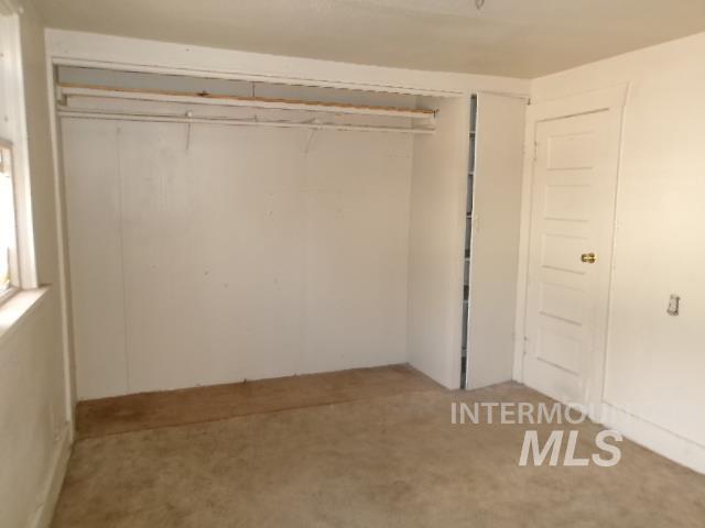510 E 3rd St Property Photo 19