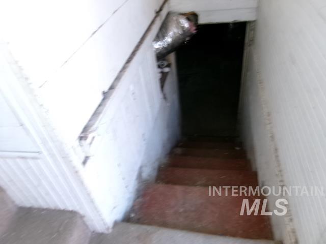 510 E 3rd St Property Photo 33