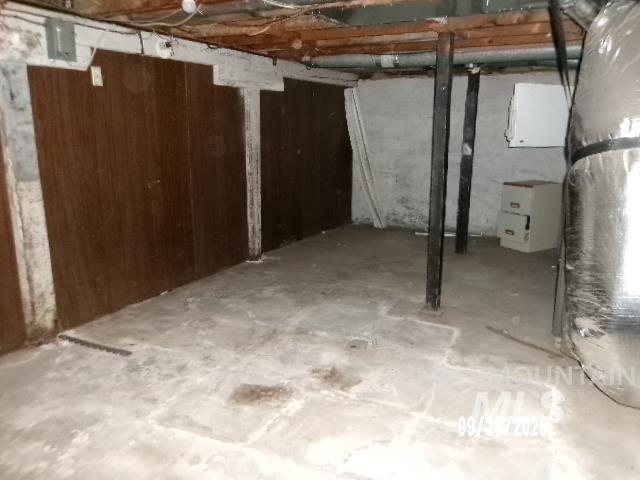 510 E 3rd St Property Photo 46