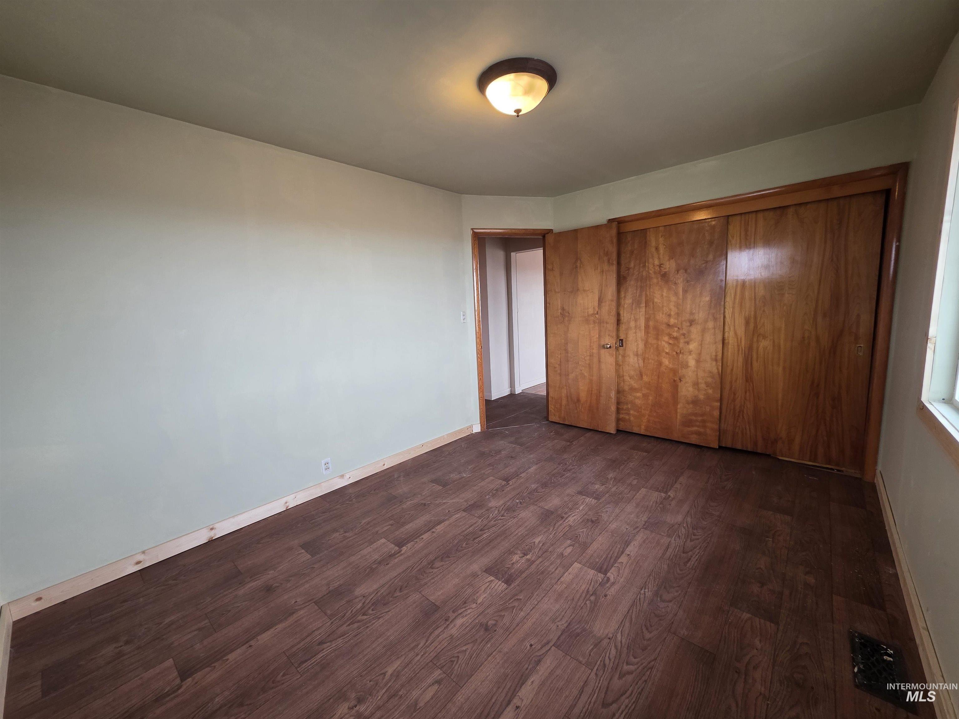 221 Juniper Street Property Photo 14