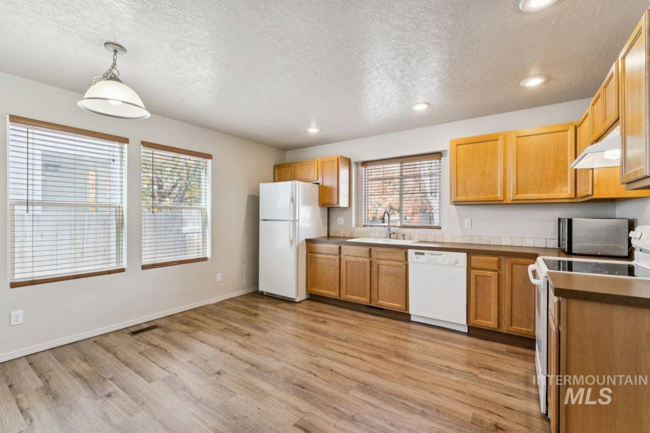 8215 W Grubstake Property Photo 13