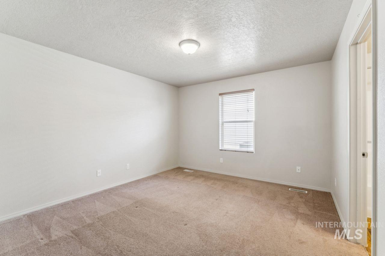 8215 W Grubstake Property Photo 18