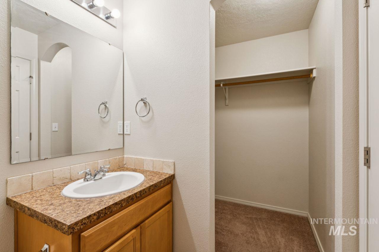 8215 W Grubstake Property Photo 22