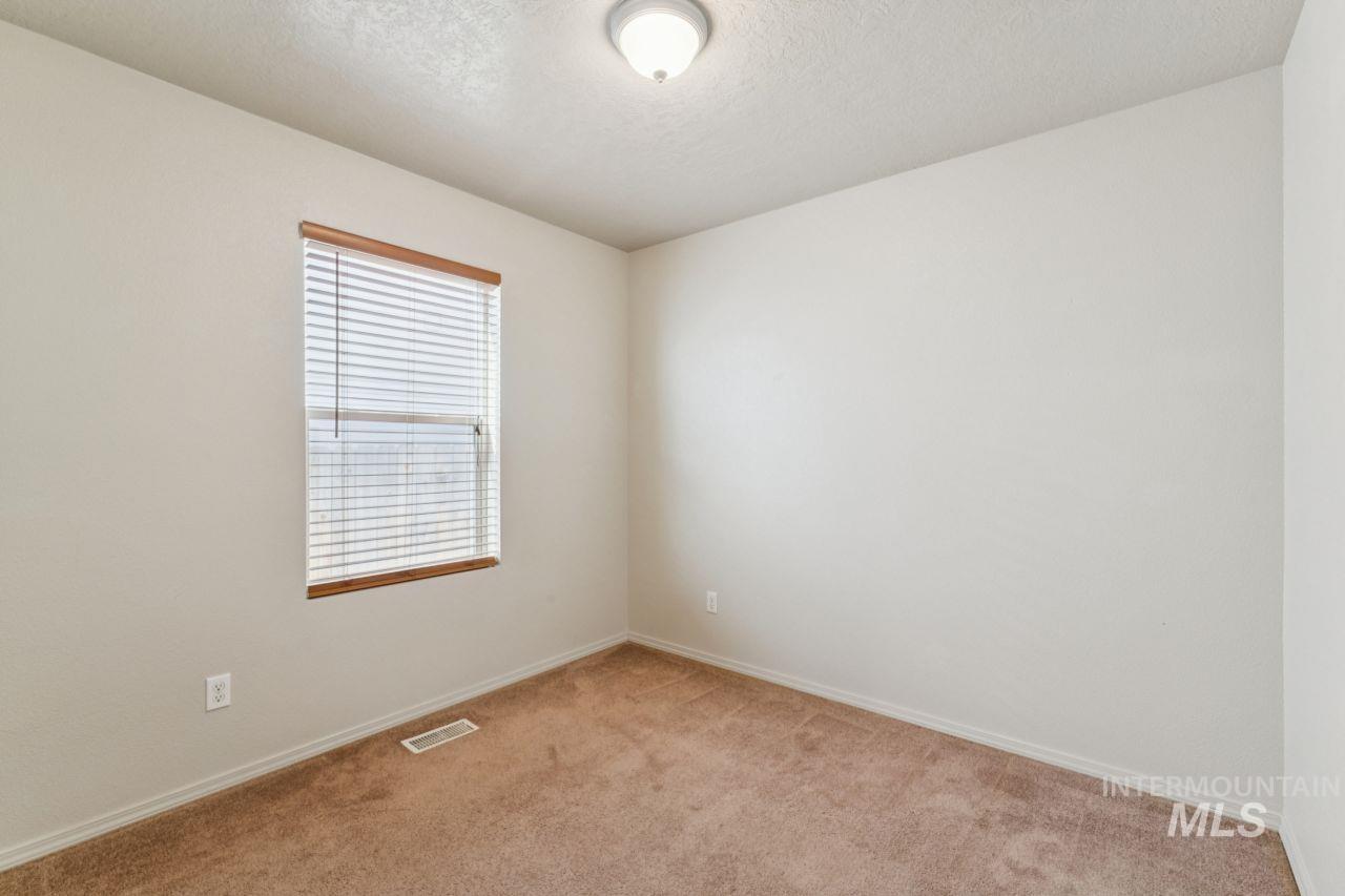 8215 W Grubstake Property Photo 25