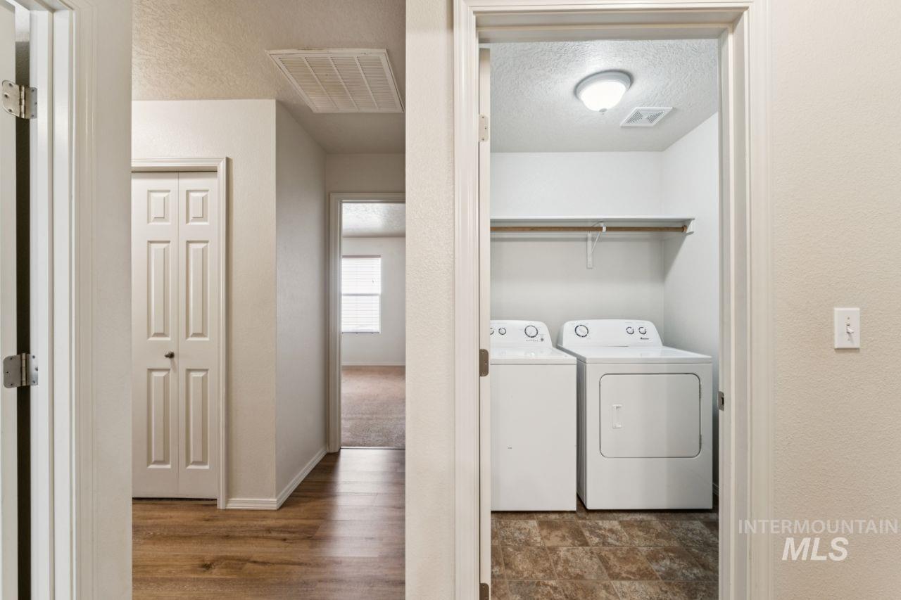8215 W Grubstake Property Photo 32