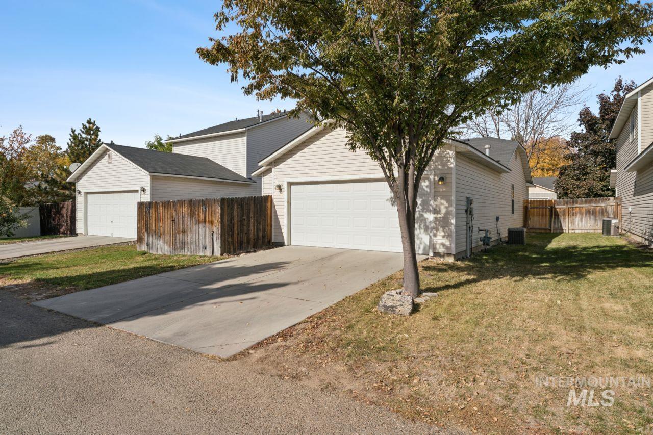 8215 W Grubstake Property Photo 34