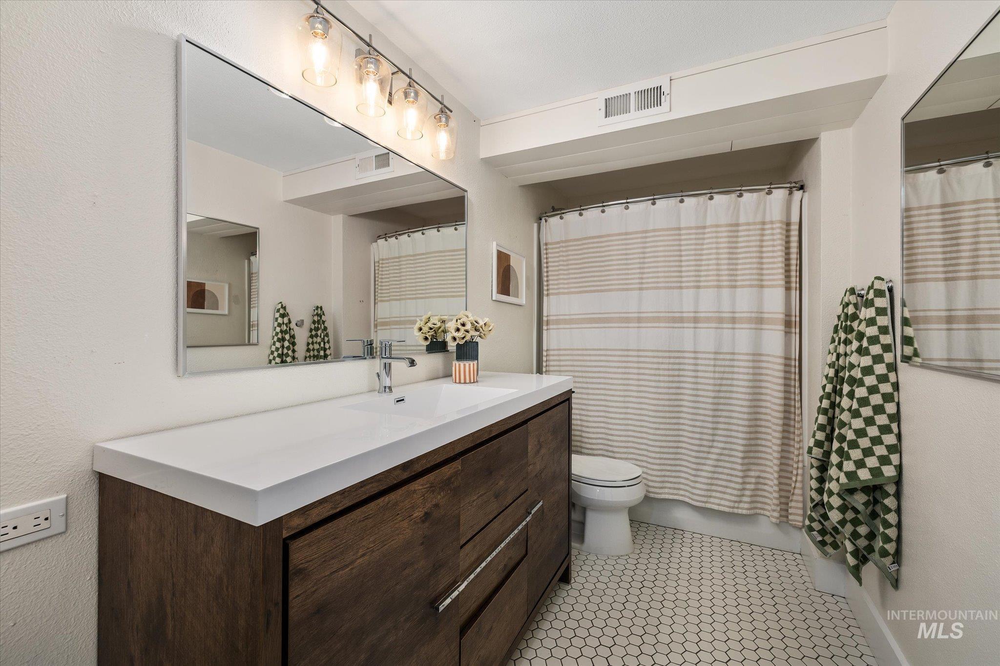 5840 N Collister Dr Property Photo 39