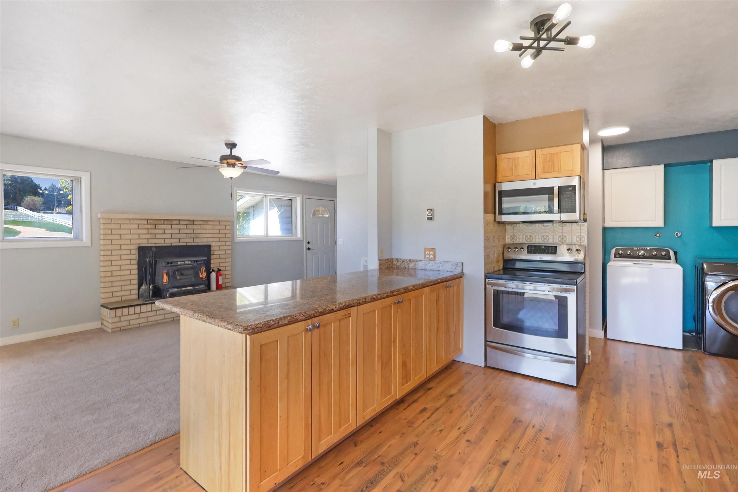 224 N Main St. Property Photo 7
