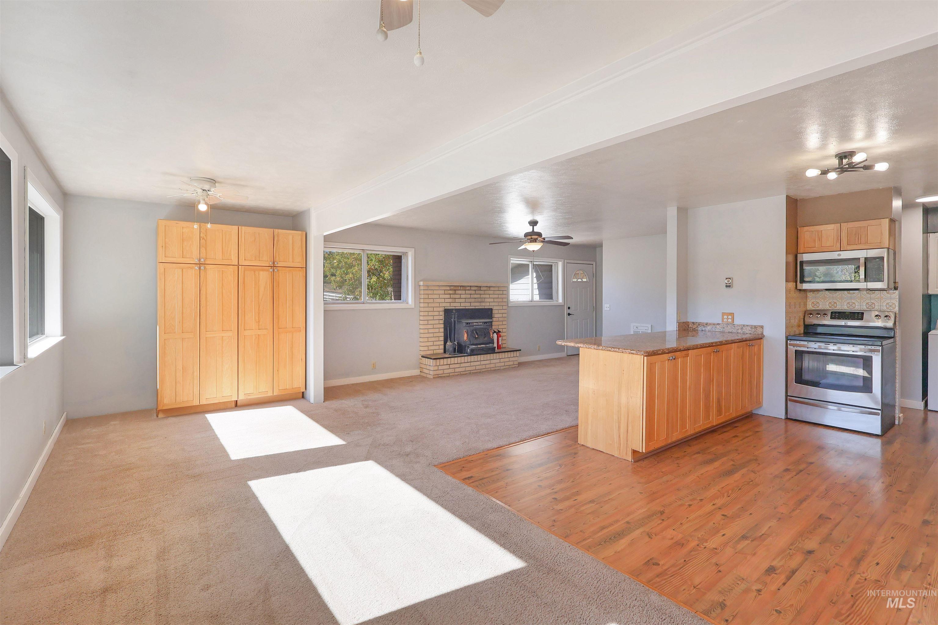 224 N Main St. Property Photo 12