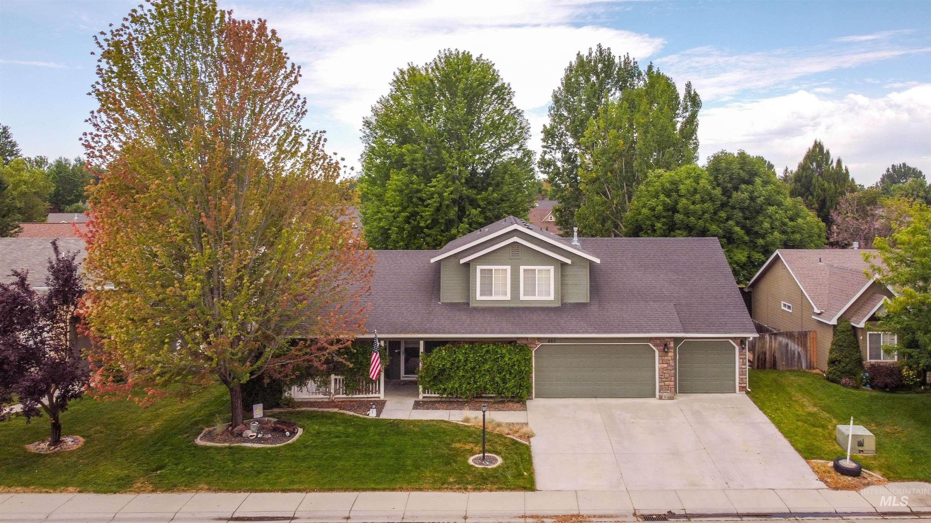 485 N Nebula Property Photo 42
